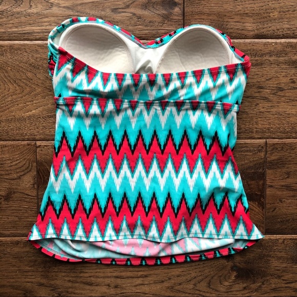 Merona Multicolored Chevron Swimsuit Top - Picture 6 of 8